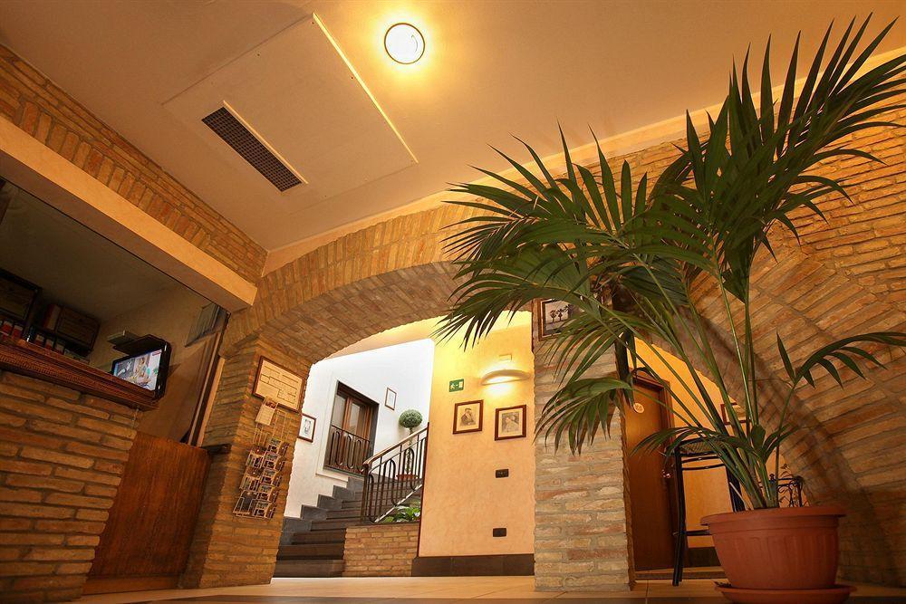 קליארי Arcobaleno Rooms מראה חיצוני תמונה