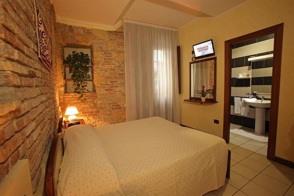 קליארי Arcobaleno Rooms מראה חיצוני תמונה