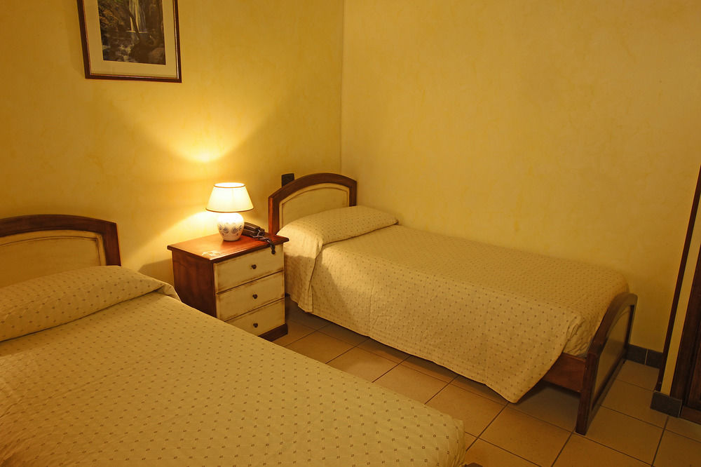 קליארי Arcobaleno Rooms מראה חיצוני תמונה